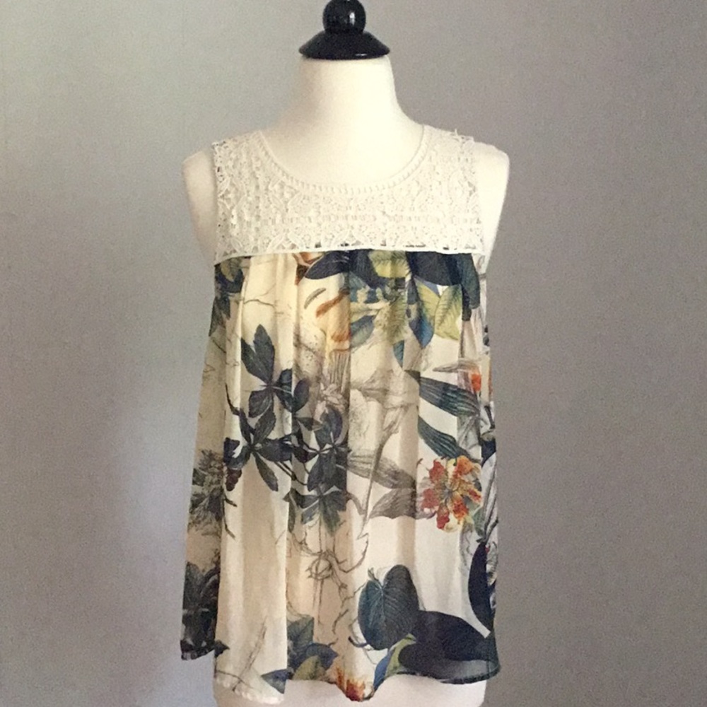 Floral print sleeveless top